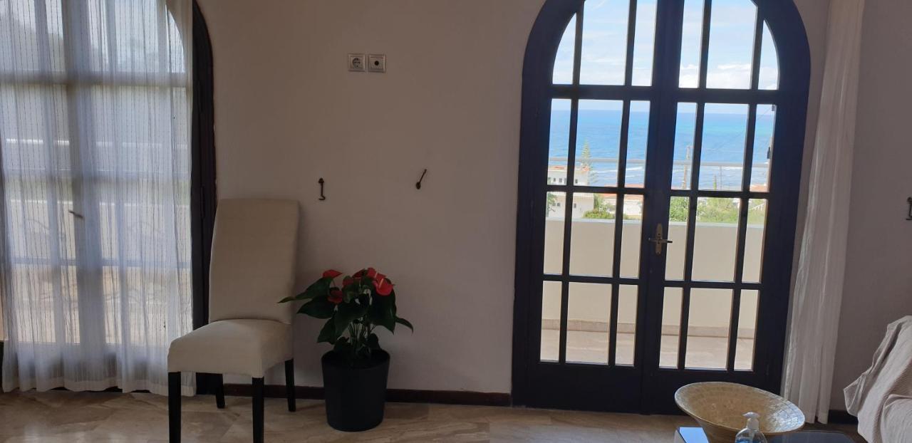 Angela Pool Gardens&sea Views