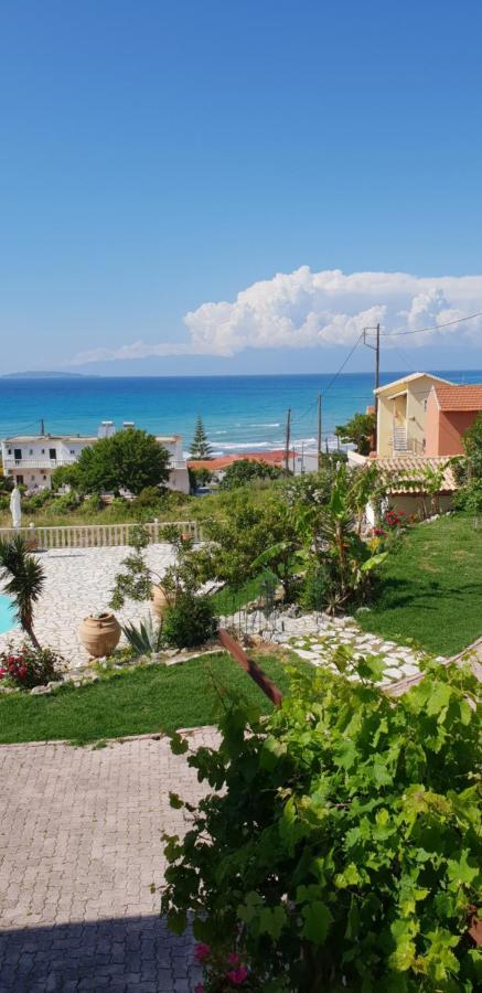 Angela Pool Gardens&sea Views *